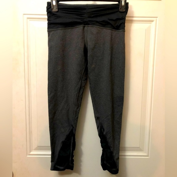 lululemon athletica Pants - Lululemon Gray Cropped Ruched Leggings 27.5”